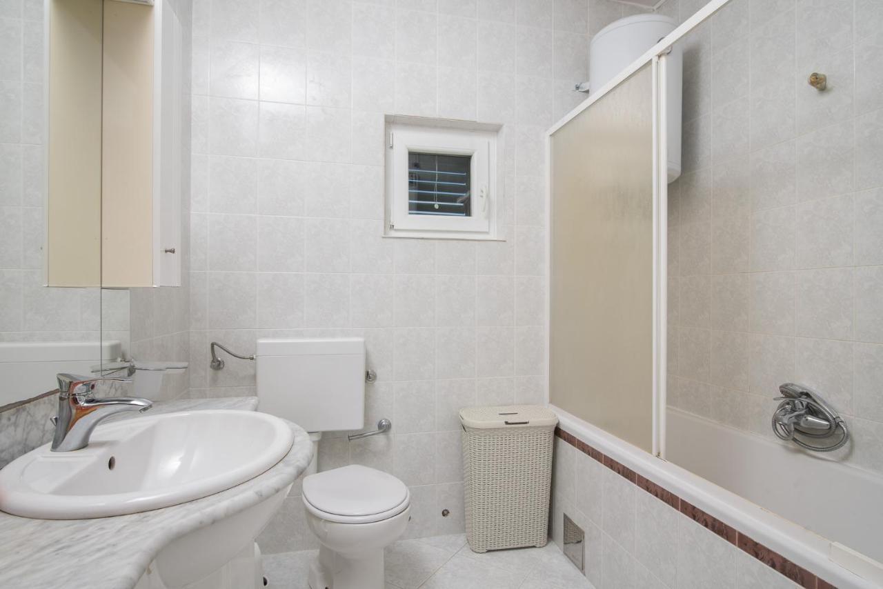 Apartman Josipa โตรกีร์ ภายนอก รูปภาพ